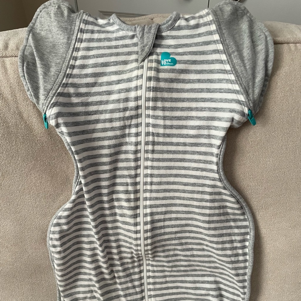 Love To Dream Swaddle 💤🌟